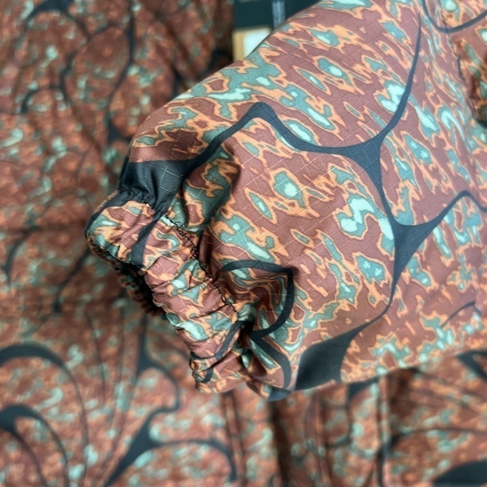 The North Face Printed 71 Sierra Down Short Jacket - Picture 13 of 13